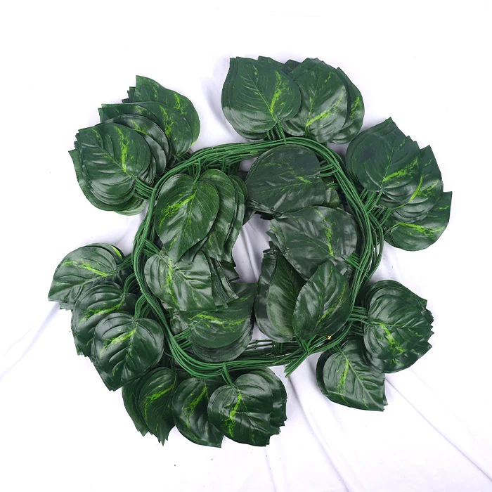 Decoratiuni - Set de 12 Ghirlande Artificiale de Frunze - Lungime Totală 2.4m pe Ghirlandă