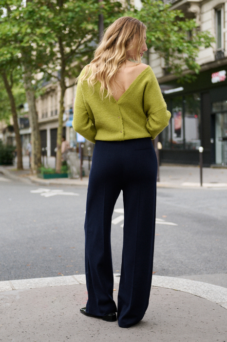 Cardigan din Blend de lana si alpaca, cu nasturi aurii, V-neck, purtare 2-in-1 (fata/spate) [3]