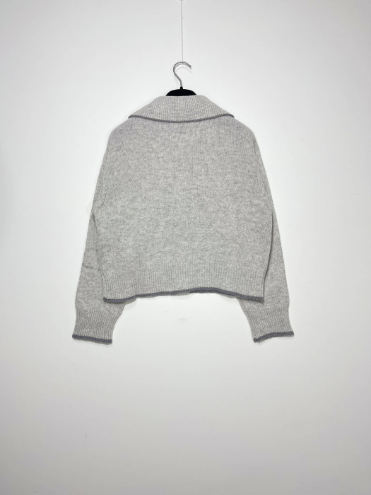 Elegance – Cardigan crop din lână, vâscoză și cashmere cu guler polo [3]