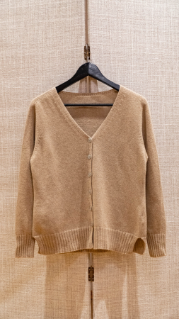 Cardigane si Pulovere - Cardigan cu nasturi si maneci lungi, textura 3D, din blend de lana, vascoza si cashmere