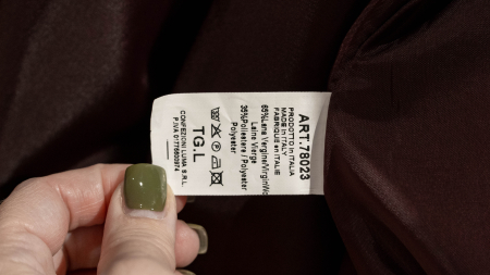 Jacheta bomber premium italiana, din boucle 65% lana, cu umeri lasati si fermoar frontal, stil elegant [2]