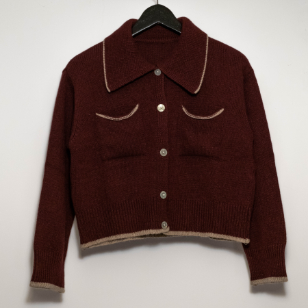 Cardigane si Pulovere - Pulover crop din blend de lana, vascoza si cashmere, cu guler polo si buzunare frontale