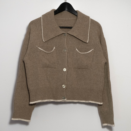 Cardigane si Pulovere - Cardigan crop din blend de lana, vascoza si cashmere, cu guler polo si buzunare frontale