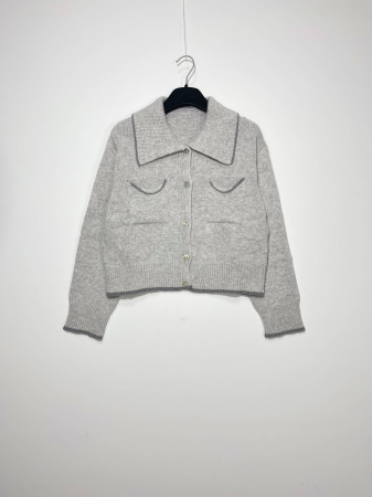 Cardigane si Pulovere - Elegance – Cardigan crop din lână, vâscoză și cashmere cu guler polo