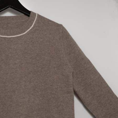 Pulover din lana 100% cu dungi contrastante [1]