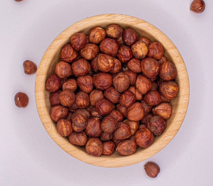 Alune de padure, crude [2]