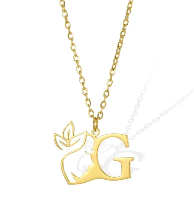 Lănțișor  cu inițiala ,,G,, pentru damă , din oțel inoxidabil  placat cu aur de 18K [2]