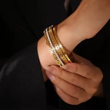 Fara categorie - Bratara, placata cu aur 18k din otel inoxidabil.One size