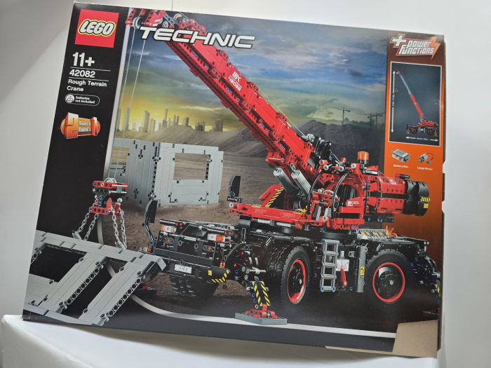 LEGO Tehnic 42082 [2]
