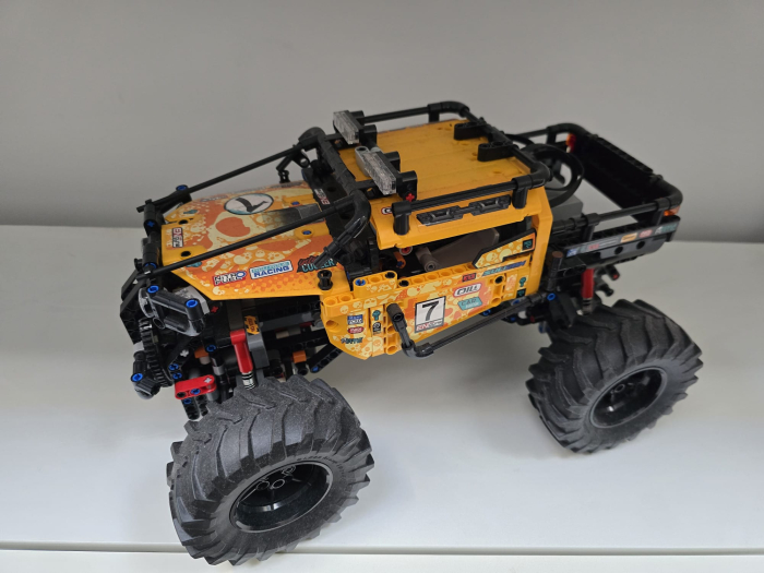 LEGO Tehnic 42099 [1]