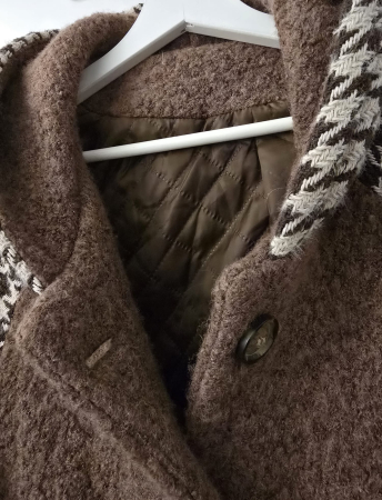 Imbracaminte  folosita ( Haine groase ) [2]