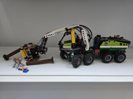 ⏳ Second hand - Persoana fizica 二手平台 - LEGO Tehnic 42080