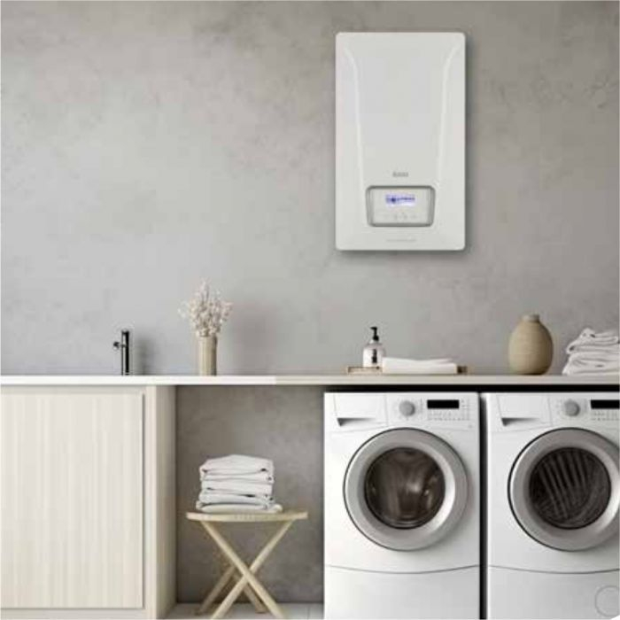 Centrală termică murală în condensare Baxi Luna Century 40 pentru încălzire și apă caldă, kit evacuare inclus. [2]