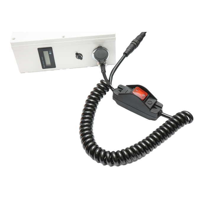 Sistem curățare panouri fotovoltaice cu 2 perii și mâner extensibil până la 5.5 m, pentru întreținere rezidențială și comercială. [4]