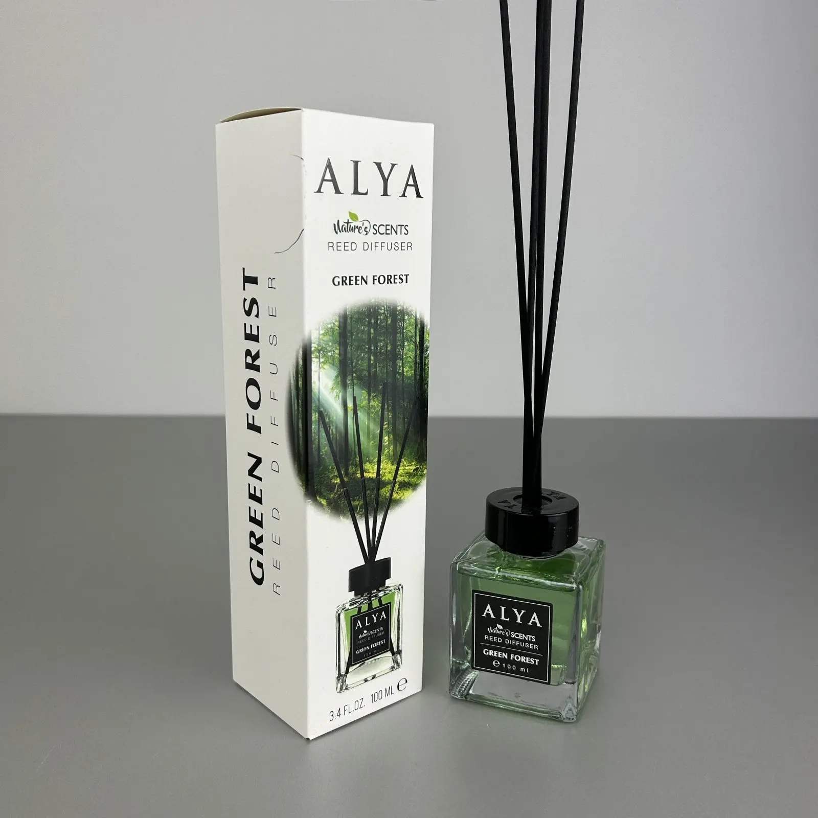 Parfum de cameră cu bețișoare Alya, Green Forest, difuzor de parfum elegant pentru casă, 100 ml, ideal pentru spații interioare [1]