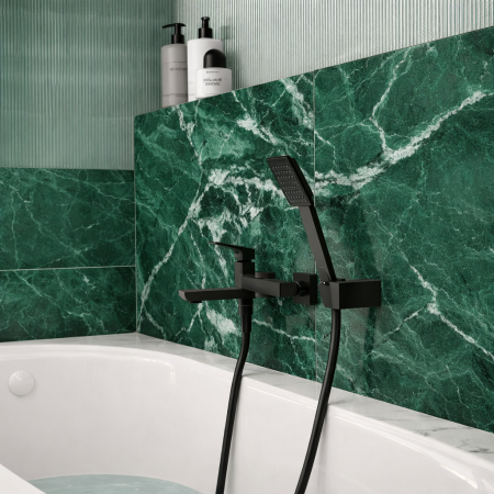 BATERIE PERETE CADĂ-DUȘ FERRO VITTO VERDELINE NEGRU MAT BVI1RVLBL [1]