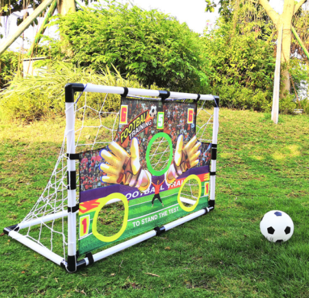 Jucarii - Poarta de fotbal cu covor de antrenament pentru acuratetea loviturilor, 61 x 88 cm, pentru joaca si antrenament