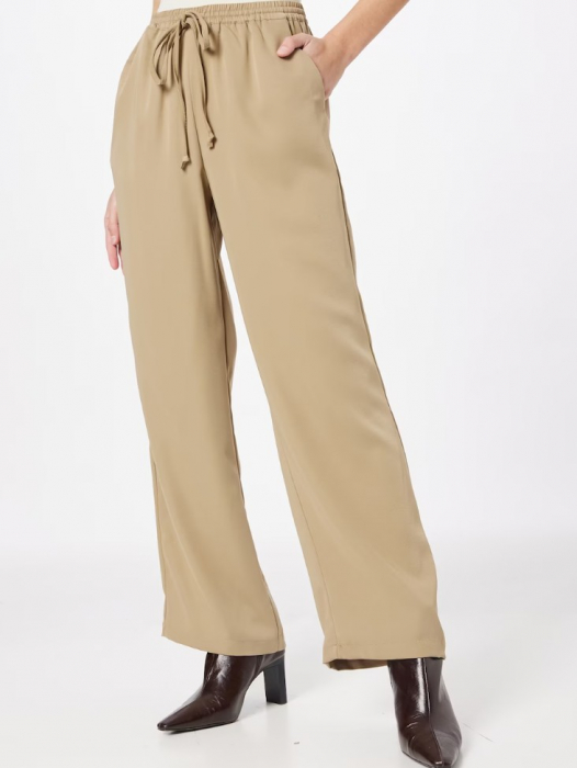 Pantaloni lejeri bej [2]
