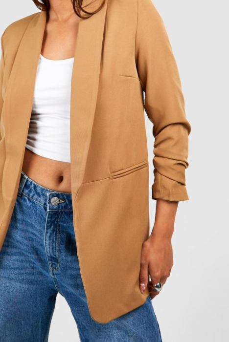 Blazer camel cu mâneci bufante [2]