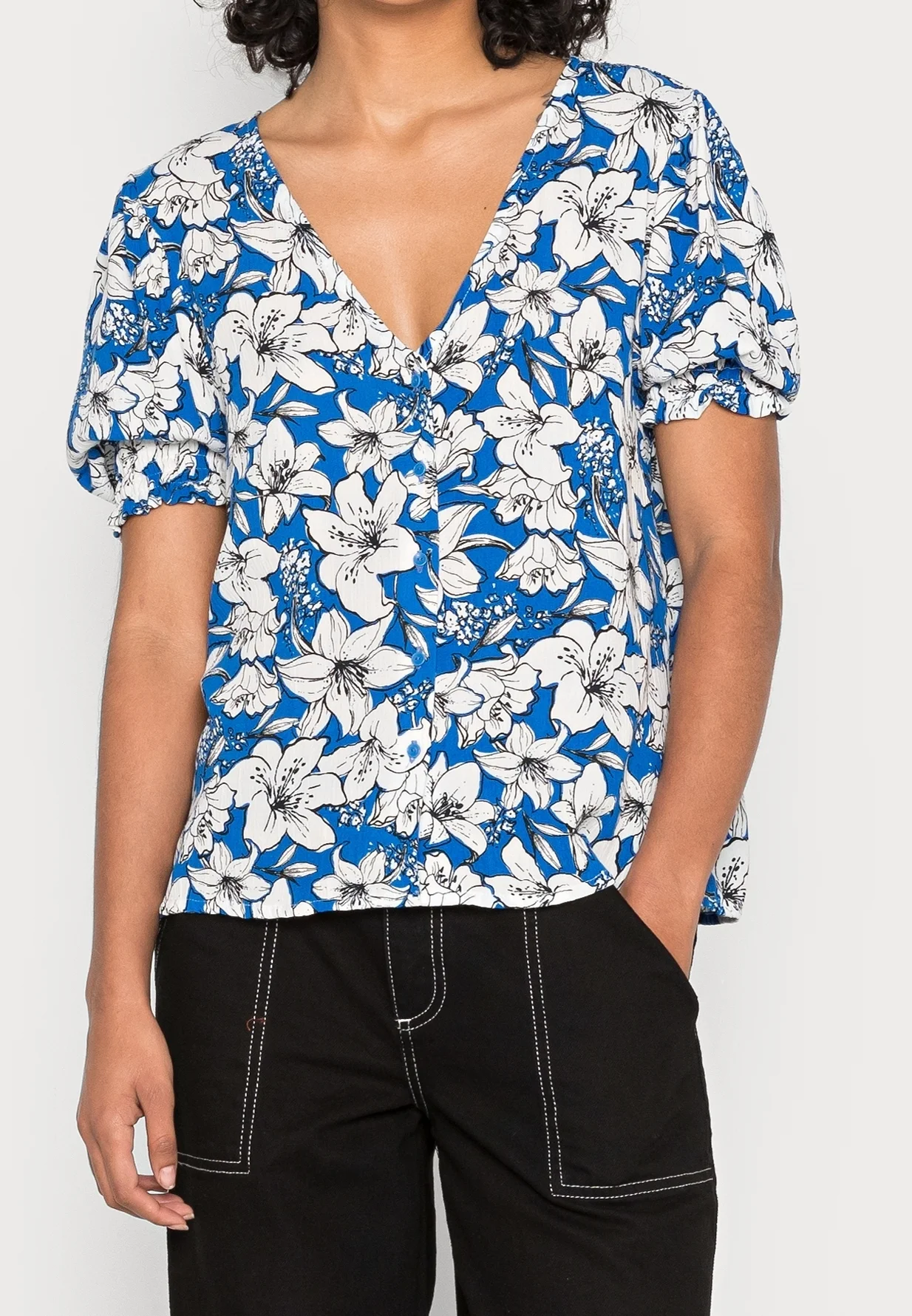 Femei - Bluză Damă Only Albă, Imprimeu Floral