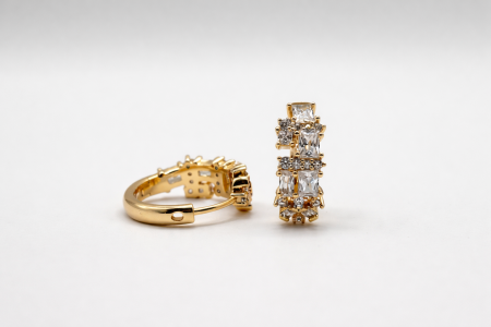 Bijuterii placate cu aur - Cercei placati cu aur de 18K cu pietre zirconia albe