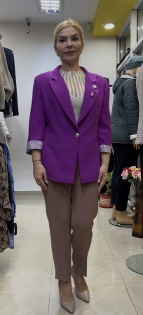 Sacou Karina [12]