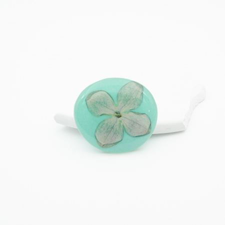 VIVID - Brosa pin cu floare naturala de liliac Broșe - VIVID - Brosa pin cu floare naturala de liliac