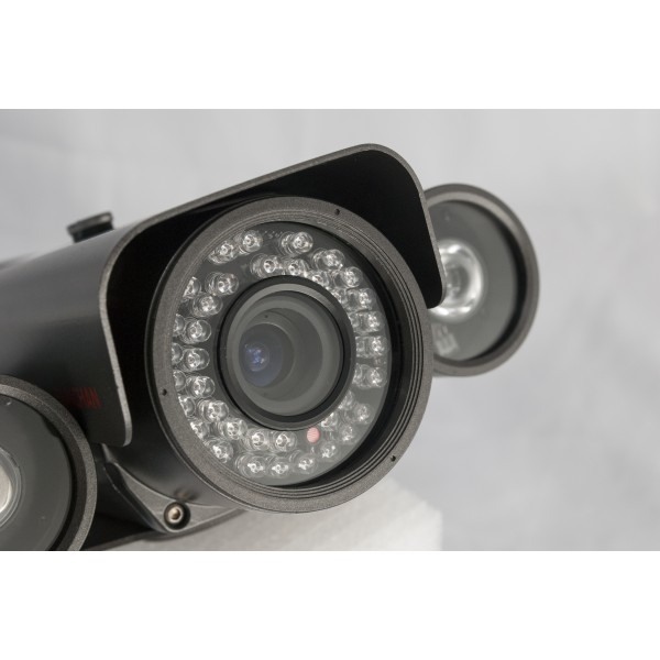 Camera supraveghere exterior , 700 TVL , lentila varifocala 4-9 mm , IR 85 metri  SC-1588EF2 [2]