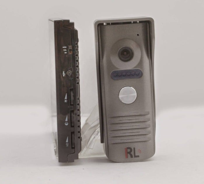 Kit videointerfon 1 familie cu monitor intern de 7" si touchpad [3]