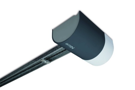 Kit NiceShel75Kit pentru automatizarea usilor sectionale si rabatare a usilor pe plafon (ghidaj din piesa de 1x2.850mm) [1]