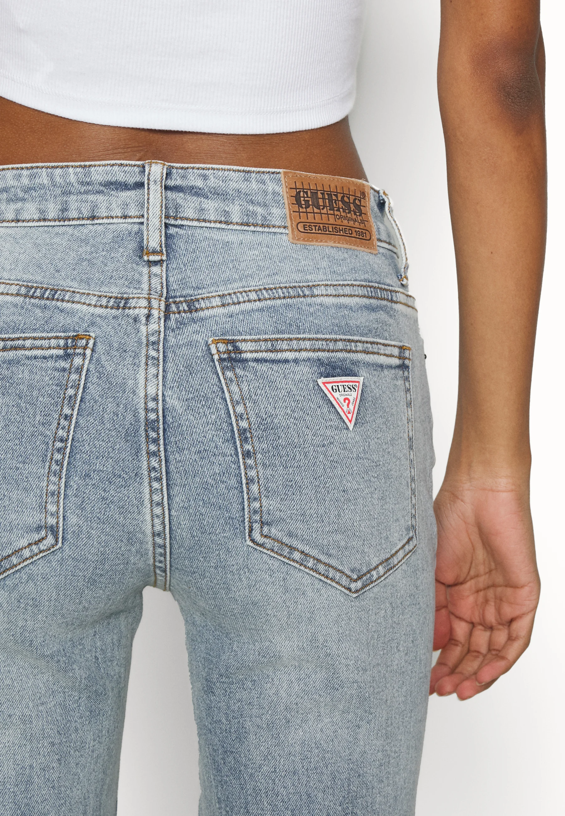 Blugi Femei Bootcut [3]