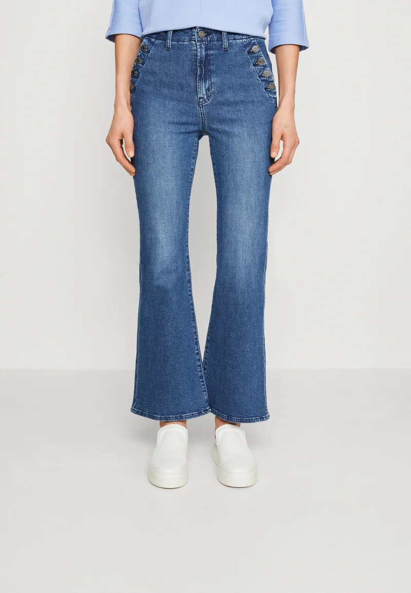 Blugi Femei Flare High Rise [2]