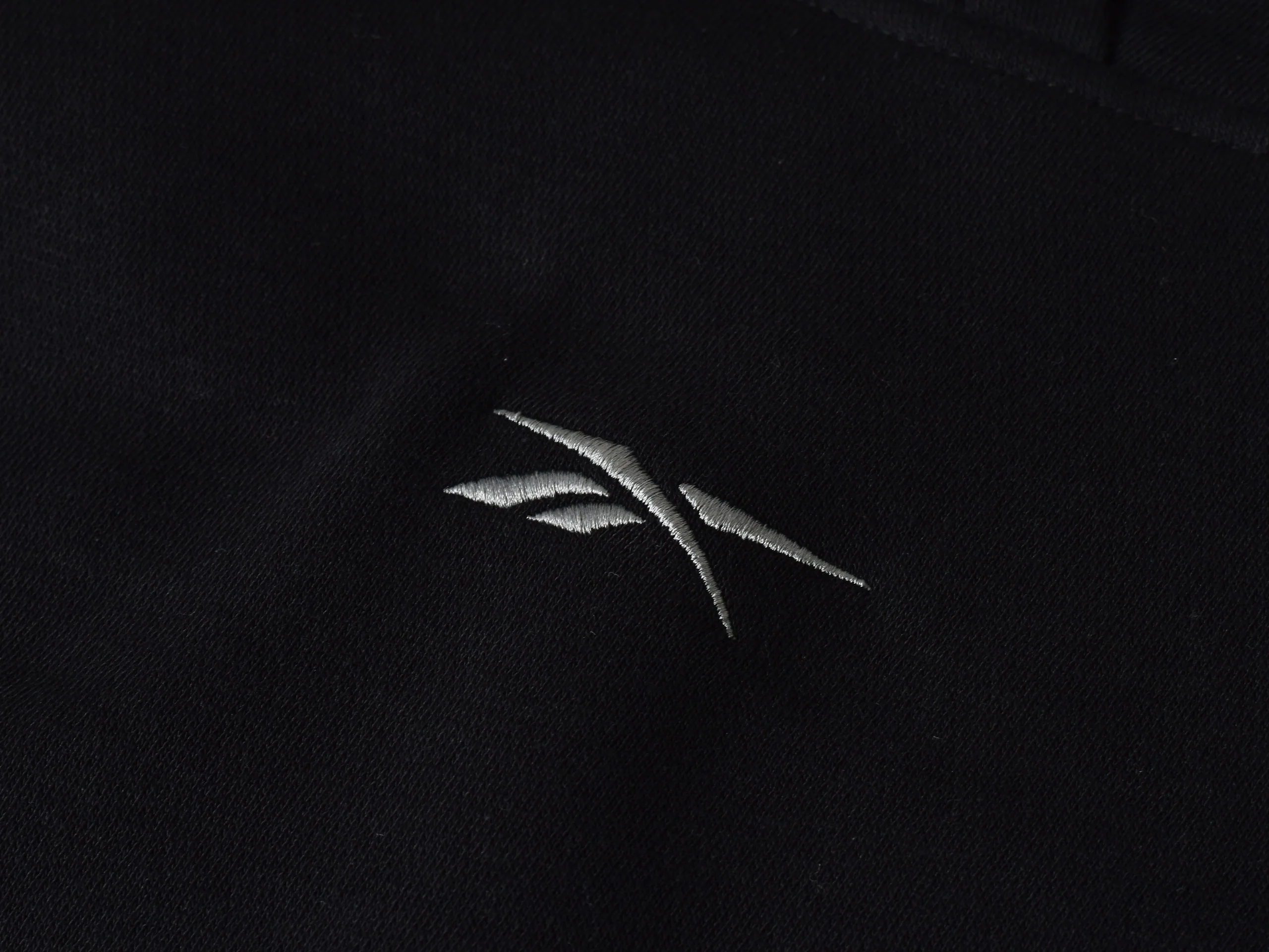 REEBOK HANORAC GLUGA CROPPED FEMEI [3]