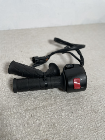 Toate piesele si produsele - Comanda Dreapta Kawasaki ER6