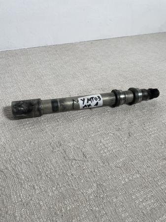 Toate piesele si produsele - Ax Roata fata Yamaha MT03