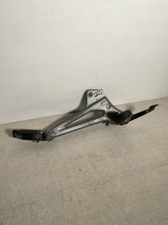 Toate piesele si produsele - Suport scarita dreapta kawasaki er5