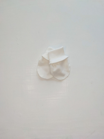 Hainute pentru copii - Mănuși Pampy (0-1 luni) Ivory