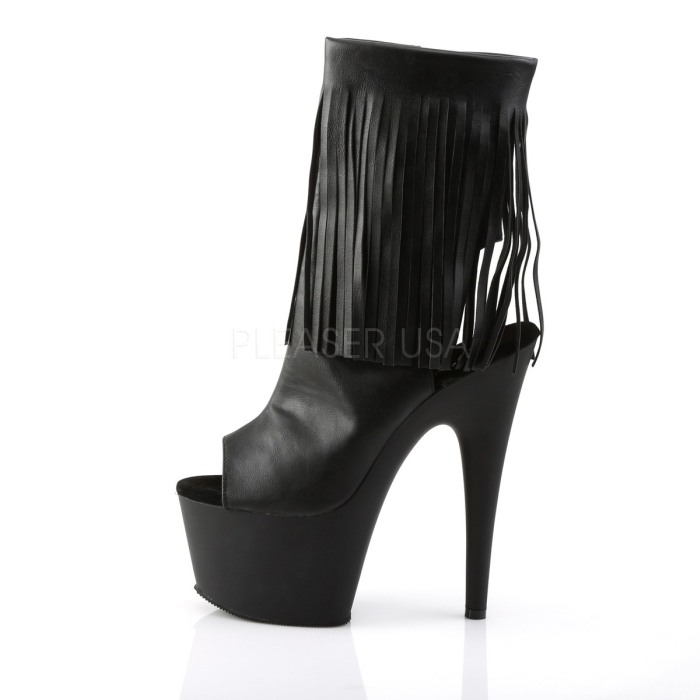 Botine cu toc si platform inalta de club pe scena de dansatoare [3]