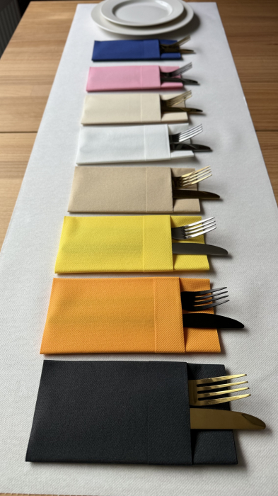 Evőeszköztartó zsebszalvéta Linclass mandzsettával – Narancs / 40 × 40 cm / 50 db [2]