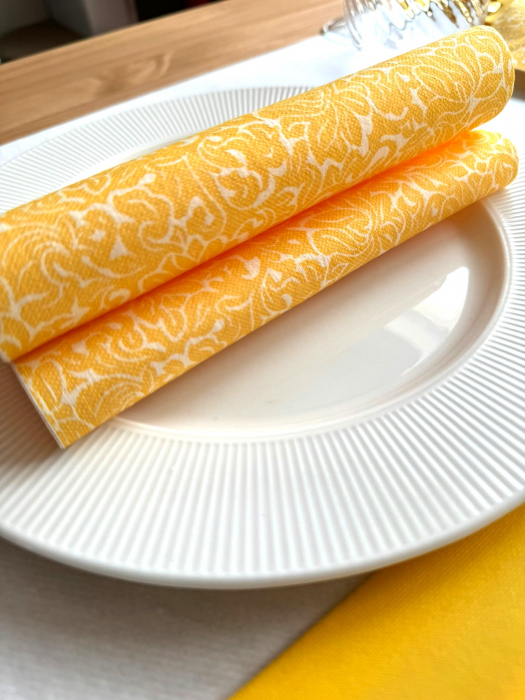 Ünnepi asztali szalvéták, Spanlin – Denice (sárga) / 40 × 40 cm / 30 db   [7]