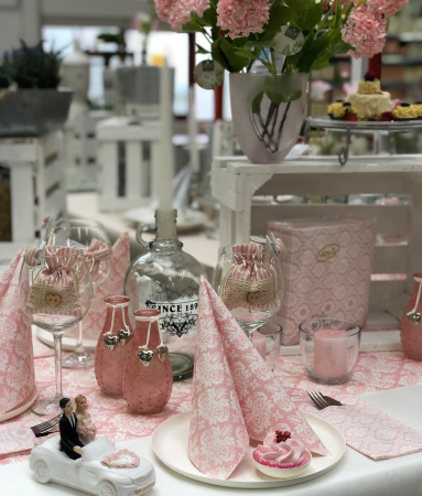 aranjament masa festiva roz [4]