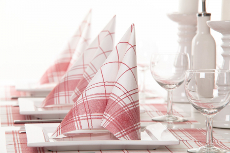 ÜNNEPI SZALVÉTÁK – VALENTIN-NAP - Ünnepi asztali szalvéták, Linclass – Nadeem (bordó) / 40 × 40 cm / 50 db  