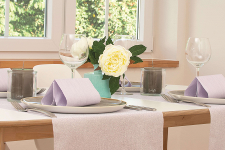 ÜNNEPI ASZTALI SZALVÉTÁK - Aranjament masa festiva lila