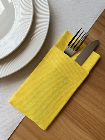 Evőeszköztartó zsebszalvéta Linclass mandzsettával – Sárga / 40 × 40 cm / 50 db [1]