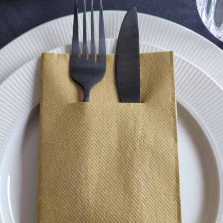 Linclass, PRÉMIUM MINŐSÉG - Zsebes evőeszköz-tartó szalvéta Linclass – Arany (Arany) / 40 × 40 cm / 75 db