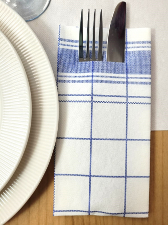 HETI AJÁNLAT - Zsebes evőeszköztartó szalvéta, Linclass – Nadeem (fehér kockás) / 40 × 40 cm / 75 db