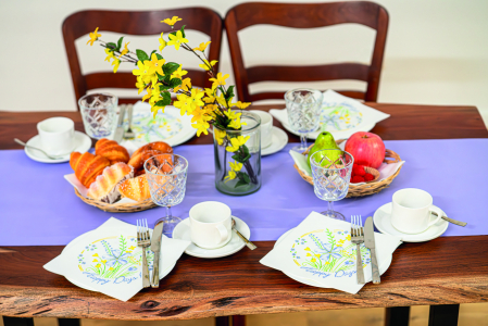 Ünnepi asztali szalvéta Linclass – Happy Days / 40 × 40 cm / 50 db [2]