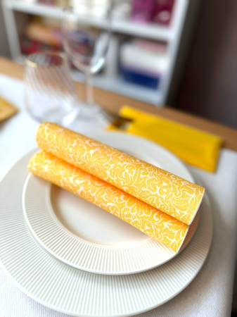 Ünnepi asztali szalvéták, Spanlin – Denice (sárga) / 40 × 40 cm / 30 db   [7]