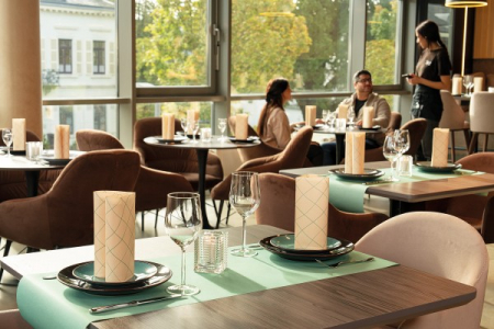 Asztali futó - Asztali futó, Linclass – Eukaliptusz zöld / 40 cm × 24 m / 1 tekercs