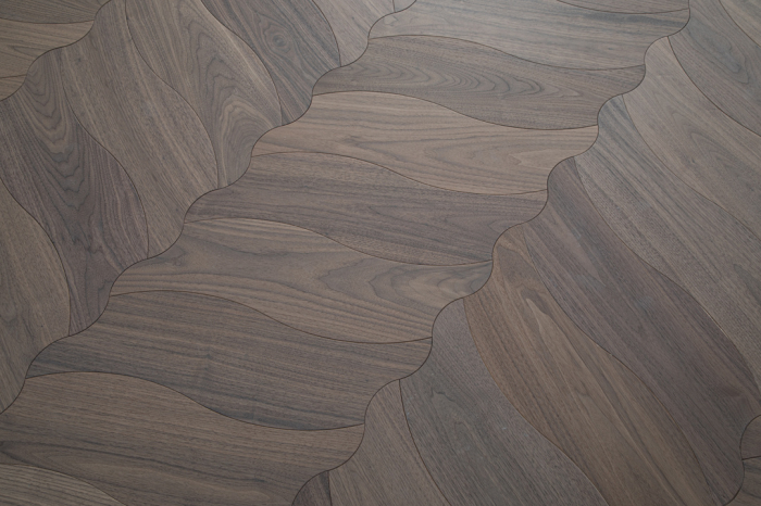 Parchet dublustratificat Cosy Art Wave, model Big Leaf, nuc american, wire brushed, 600×195 mm, parchetdecor.ro [6]